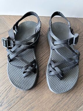Chaco Classic ZX/2 Black Sandals - 7